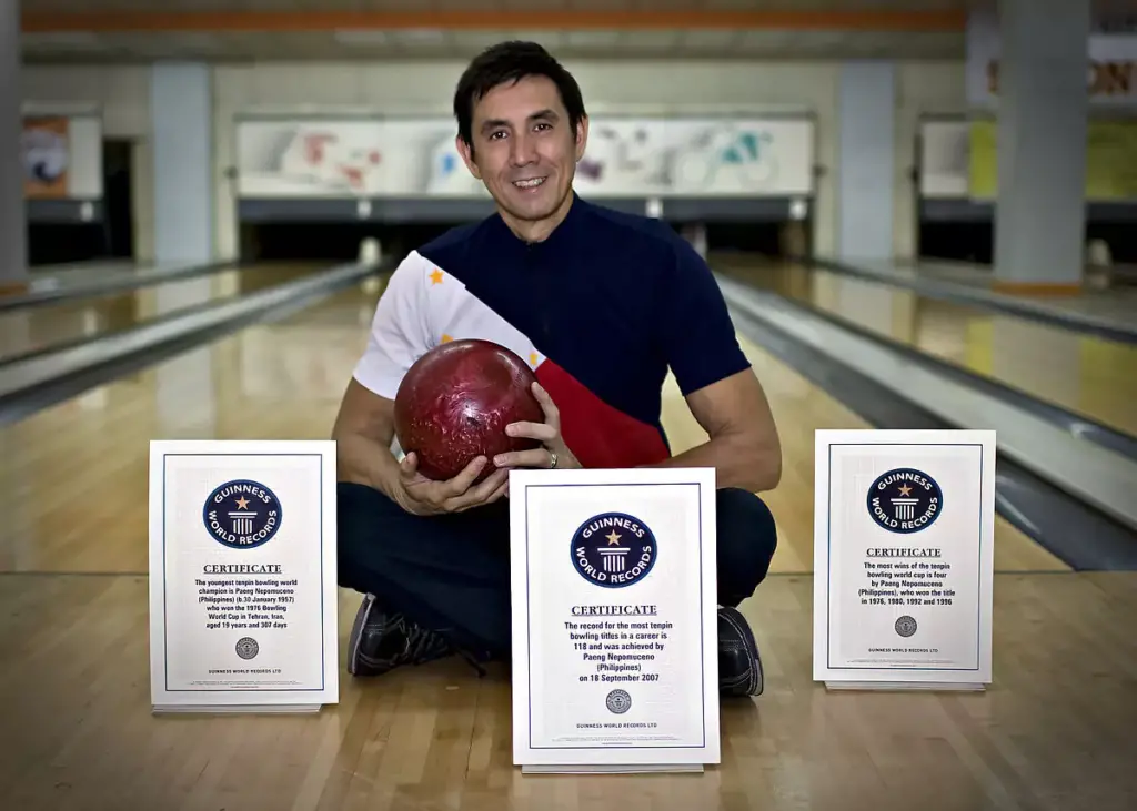 a photo taken with his achievement of bowling filipino legend paeng nepomuceno